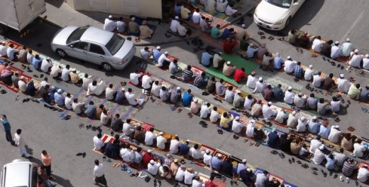
В Катаре начнут штрафовать за работу во время пятничной молитвы