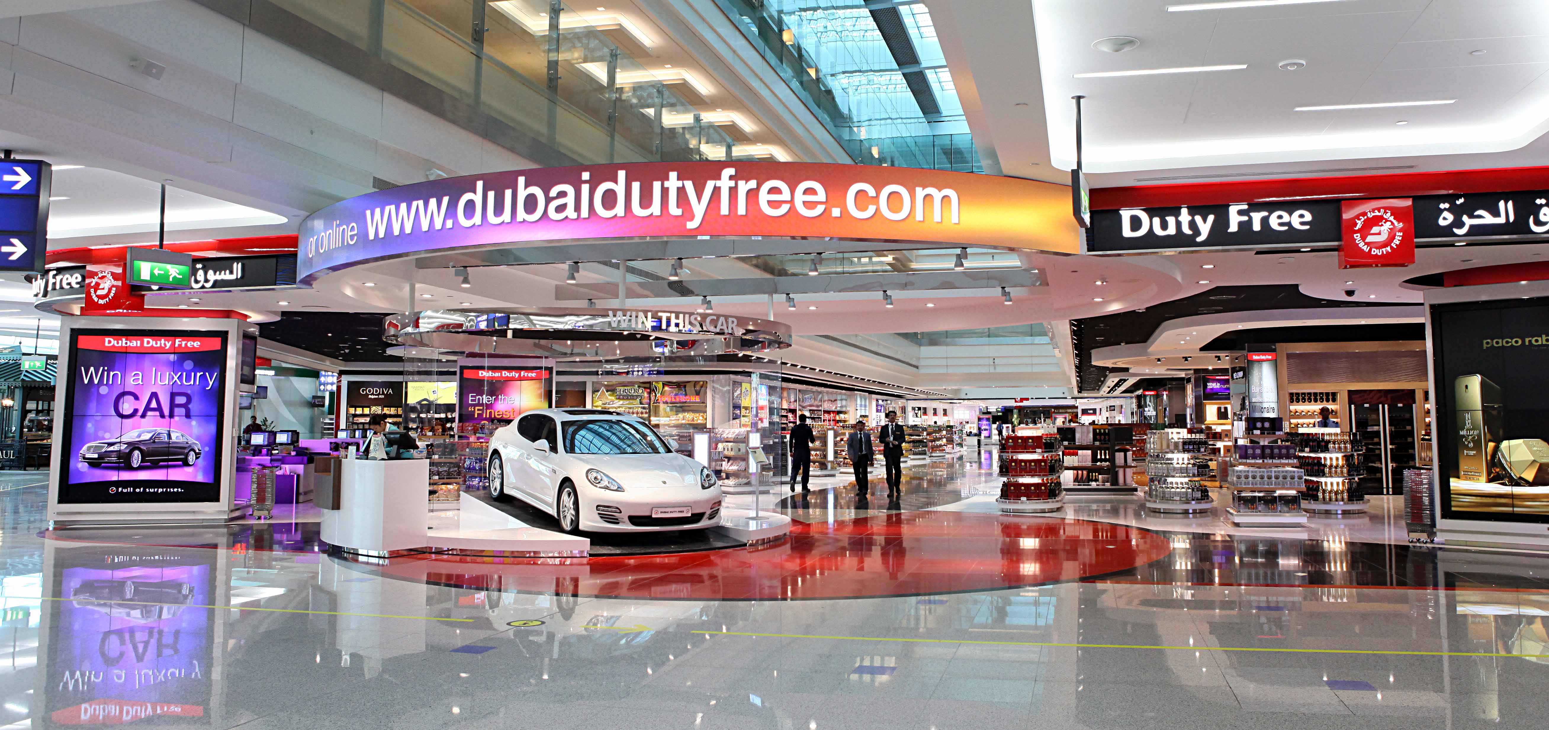 
Российские туристы стали меньше тратить в зонах duty free