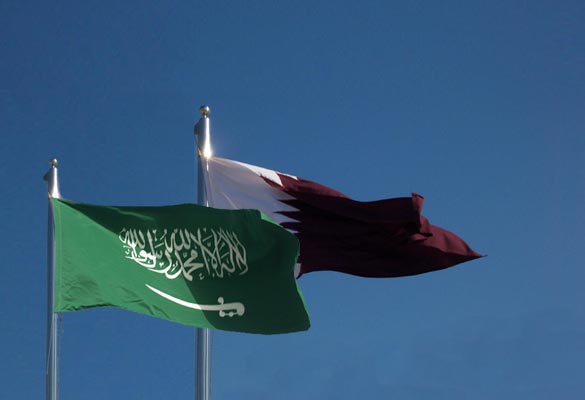 
Саудовская Аравия угрожает перекрыть границу с Катаром и требует прекращения вещания "аль-Джазиры"