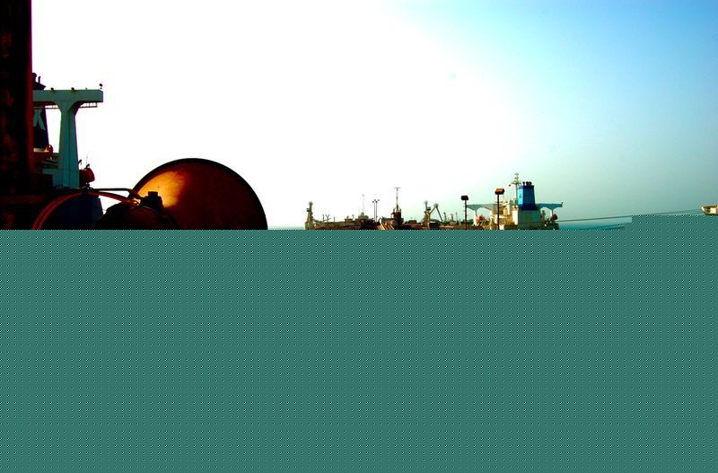 
Ирак в августе снизил экспорт нефти на 8%